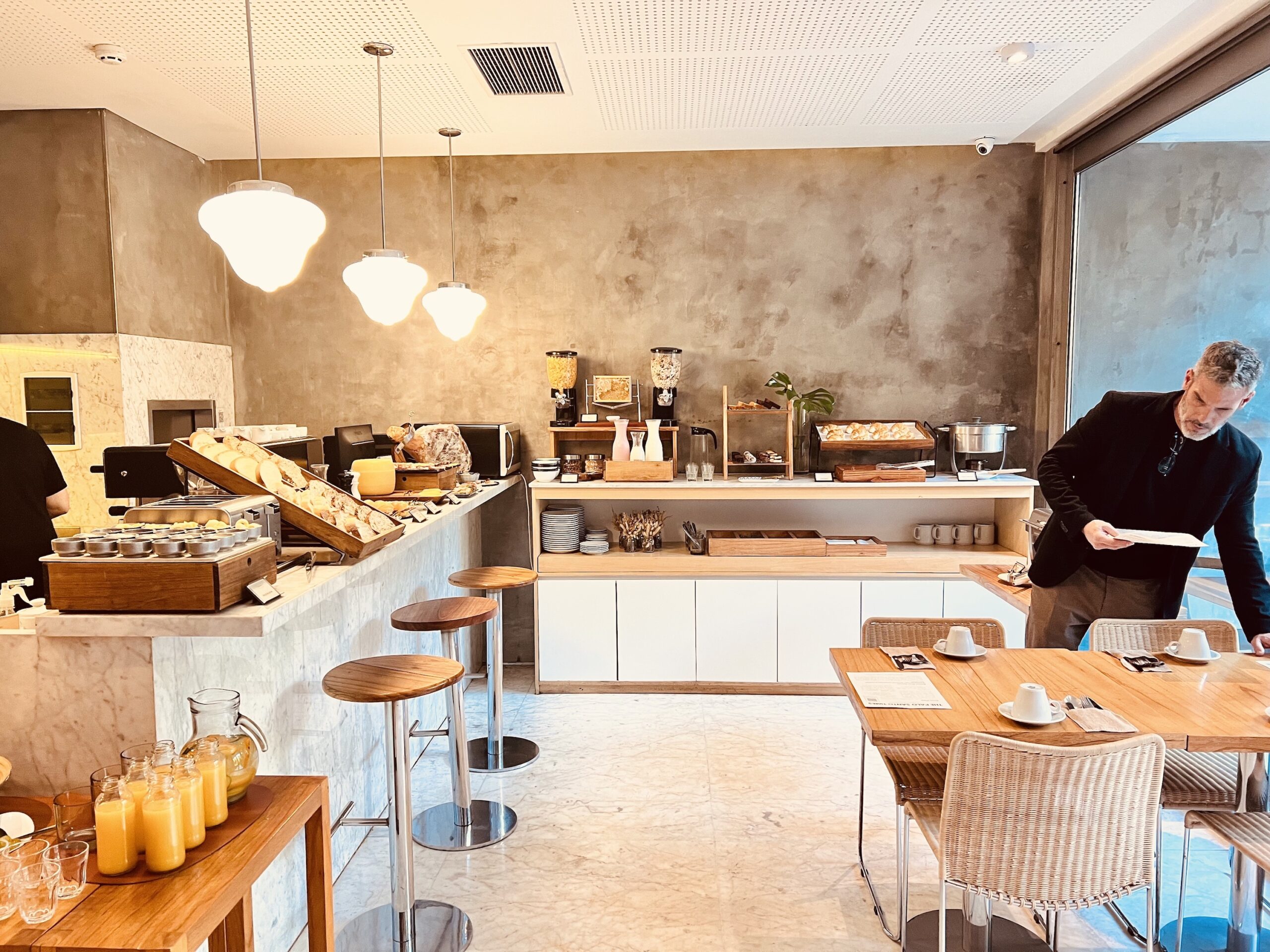 2507-Desayuno-Salon-Lucho-IMG_2162